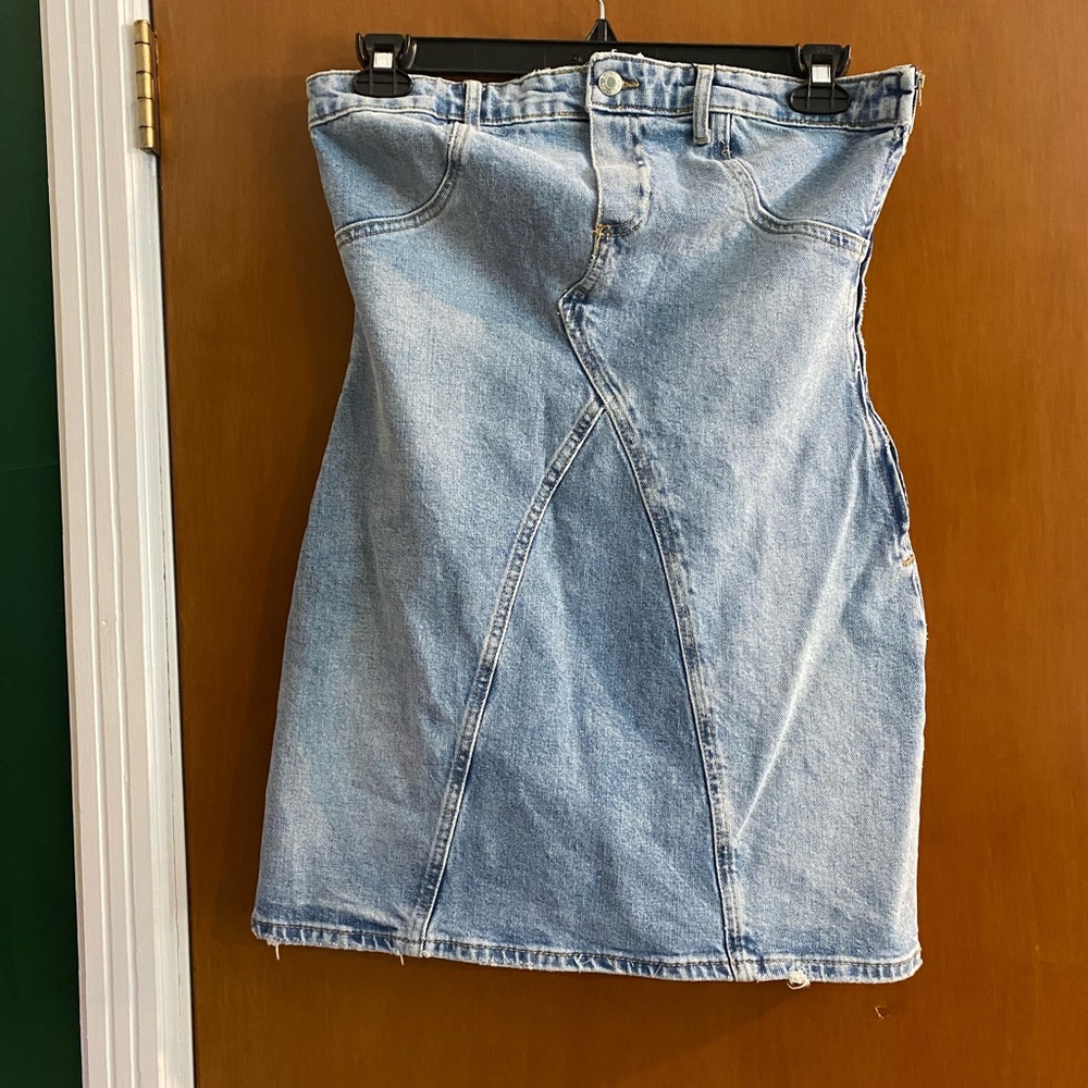 Mini strapless light denim Zara dress Size Large never worn!